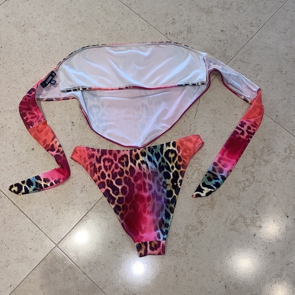 Missguided Strapless Bikini. 2 pc Top size 10/Bottoms size 6 - Picture 5 of 5